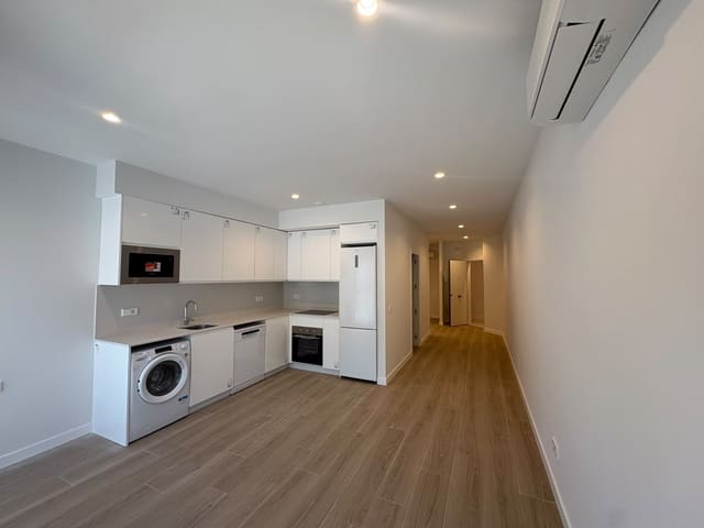 Asunto vuokrattavana paikassa Almendrales, Madrid kaupunki - 1 150 € (Ref: 9904053)