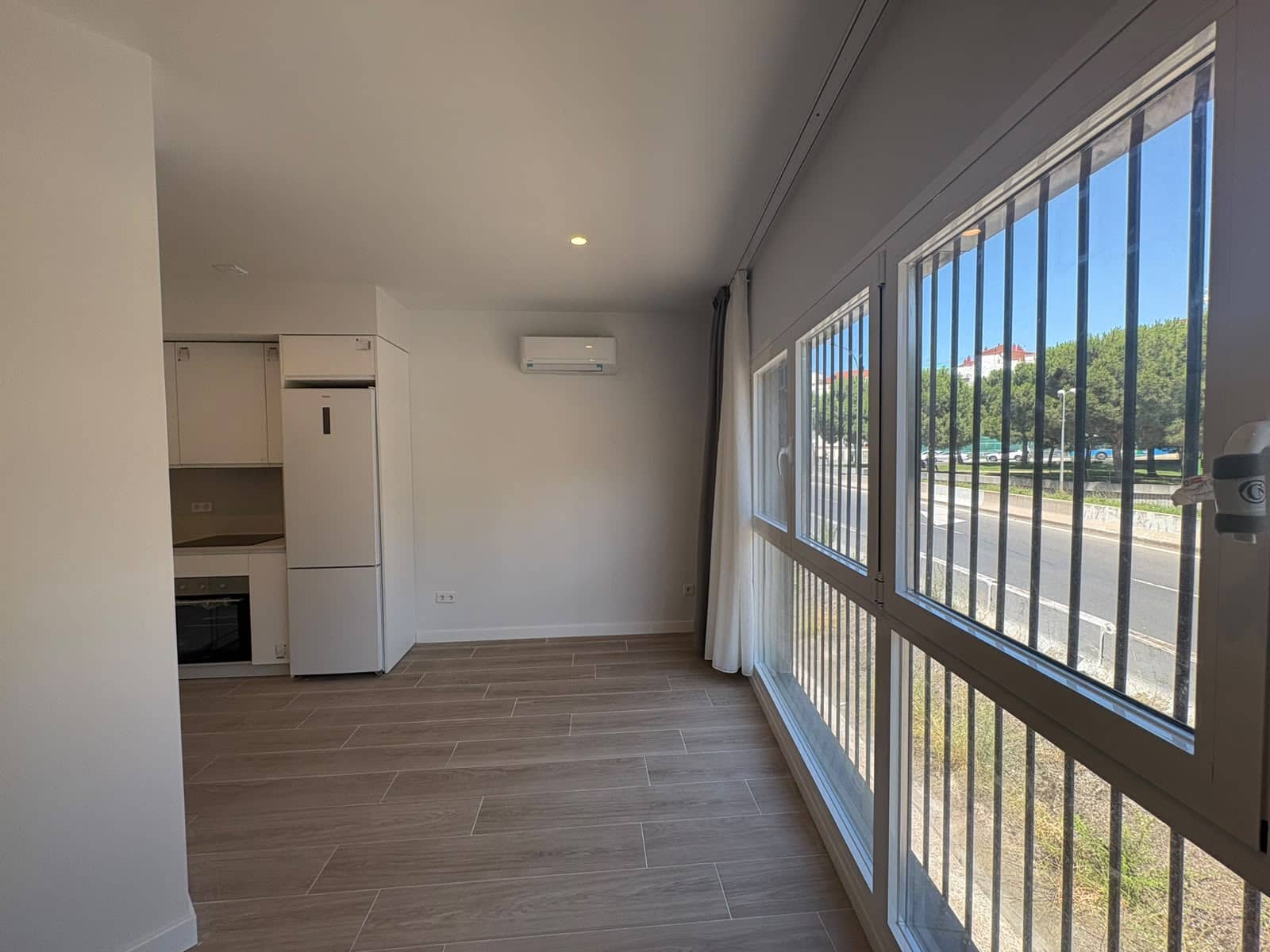 Asunto vuokrattavana paikassa Madrid kaupunki - 1 100 € (Ref: 9904054)