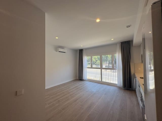 Mieszkanie do wynajęcia w Almendrales, Miasto Madryt - 1 100 € (Ref: 9904055)