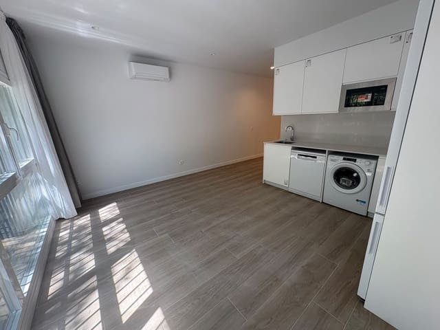 Asunto vuokrattavana paikassa Almendrales, Madrid kaupunki - 1 000 € (Ref: 9904057)