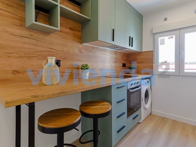 Piso de 4 habitaciones en Valverde, Madrid ciudad en venta - 395.500 € (Ref: 9906969)