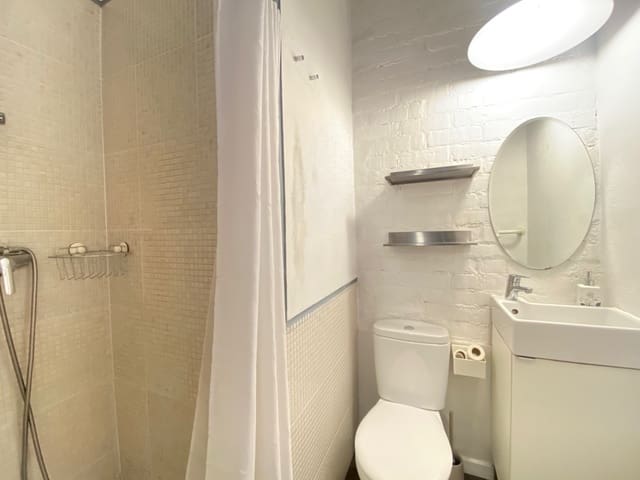 2 makuuhuone Asunto vuokrattavana paikassa Berruguete, Madrid kaupunki - 1 200 € (Ref: 9906971)