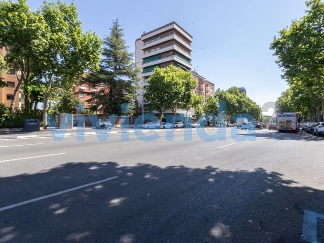 4 camera da letto Appartamento in vendita in Hispanoamérica, Madrid città con piscina garage - 1.772.000 € (Rif: 9910372)