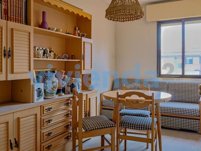 3 camera da letto Appartamento in vendita in Los Rosales, Madrid città con garage - 336.000 € (Rif: 9910373)