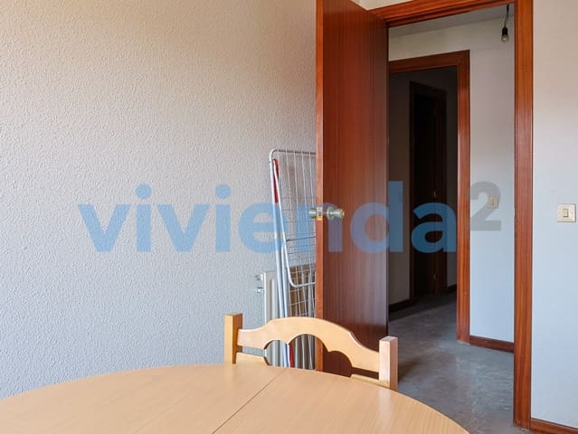 3 camera da letto Appartamento in vendita in Los Rosales, Madrid città con garage - 336.000 € (Rif: 9910373)