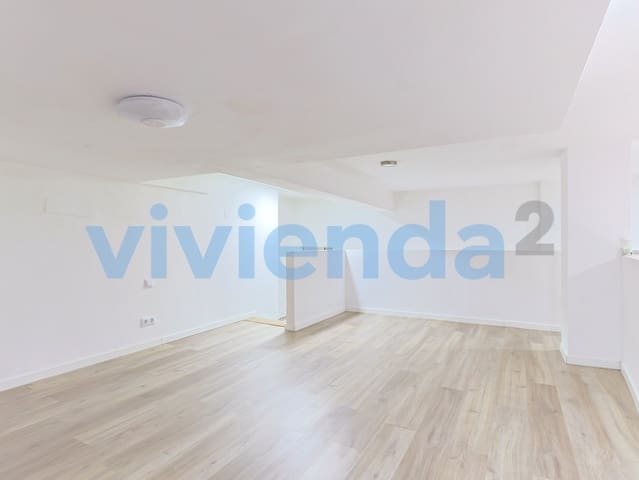 1 sovrum Lägenhet till salu i San Diego, Madrid stad - 259 000 € (Ref: 9910374)
