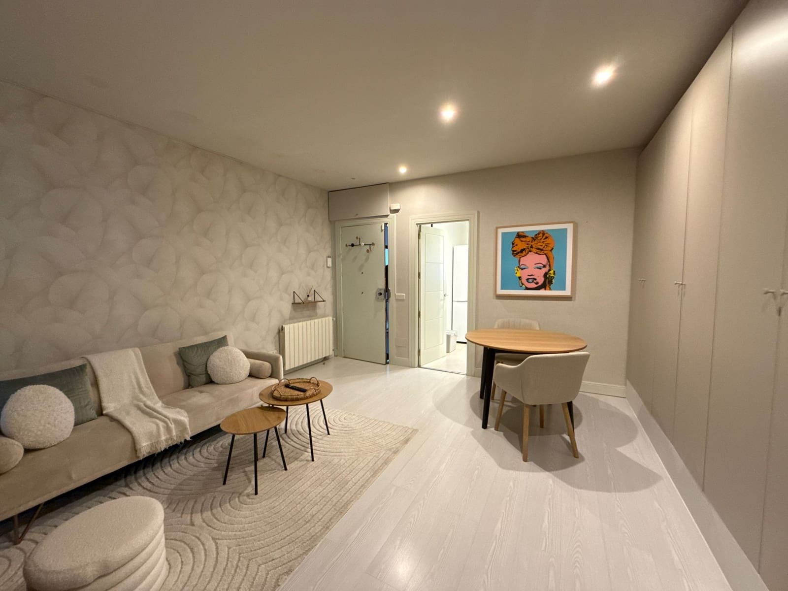 Piso de 1 habitación en Madrid ciudad en alquiler - 1.990 € (Ref: 9910376)
