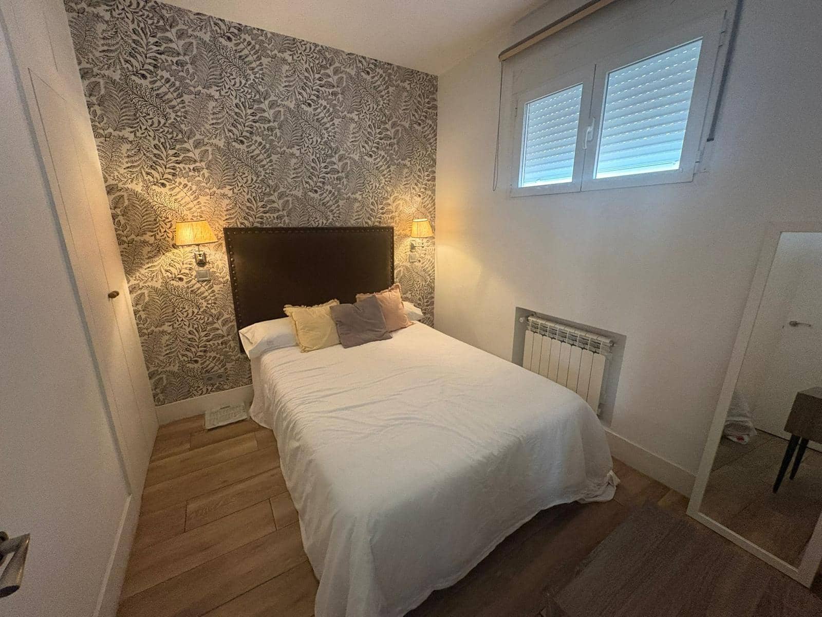 Piso de 2 habitaciones en Madrid ciudad en alquiler - 2.200 € (Ref: 9912724)