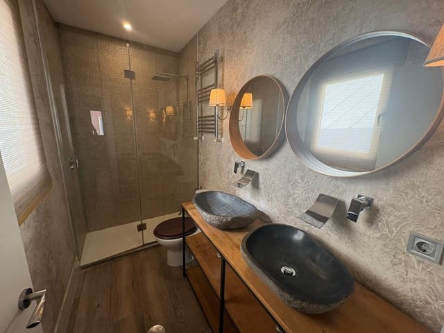 Appartement de 2 chambres à louer à Goya, Madrid ville - 2 200 € (Ref: 9912724)