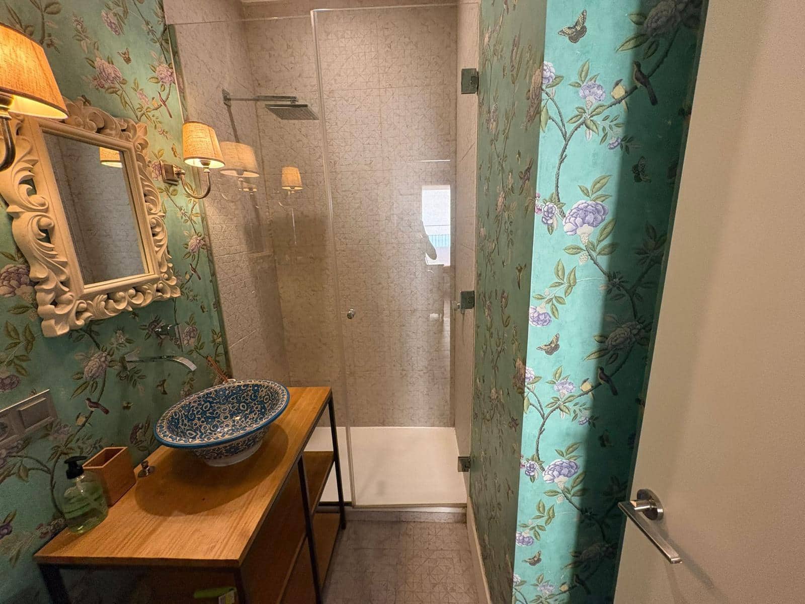Piso de 2 habitaciones en Madrid ciudad en alquiler - 2.200 € (Ref: 9912725)