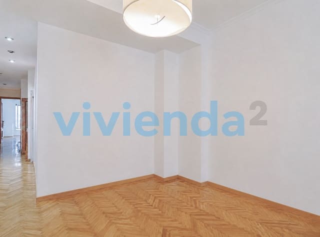 2 Zimmer Wohnung zu verkaufen in Universidad, Madrid Stadt - 649.000 € (Ref: 9915369)