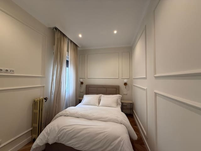 Appartement de 2 chambres à louer à Goya, Madrid ville - 4 000 € (Ref: 9920050)