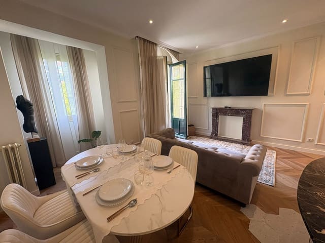 Appartement de 2 chambres à louer à Goya, Madrid ville - 4 000 € (Ref: 9920050)
