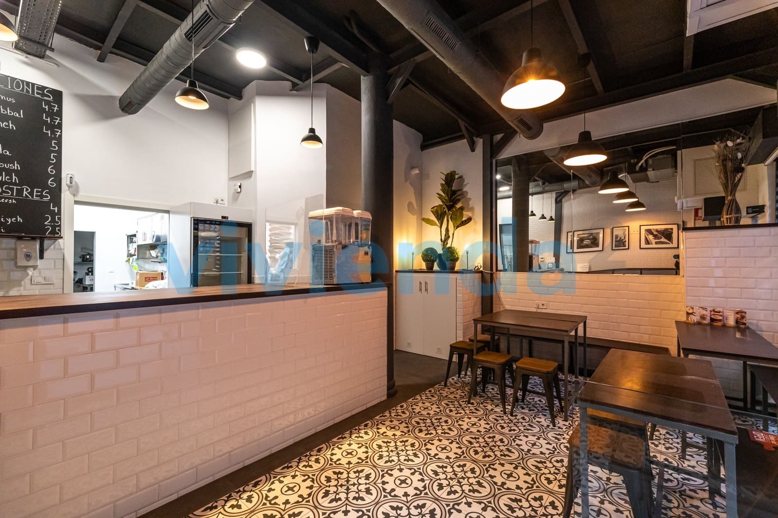 2 bedroom Business for rent in Madrid city - € 3,500 (Ref: 9920051)