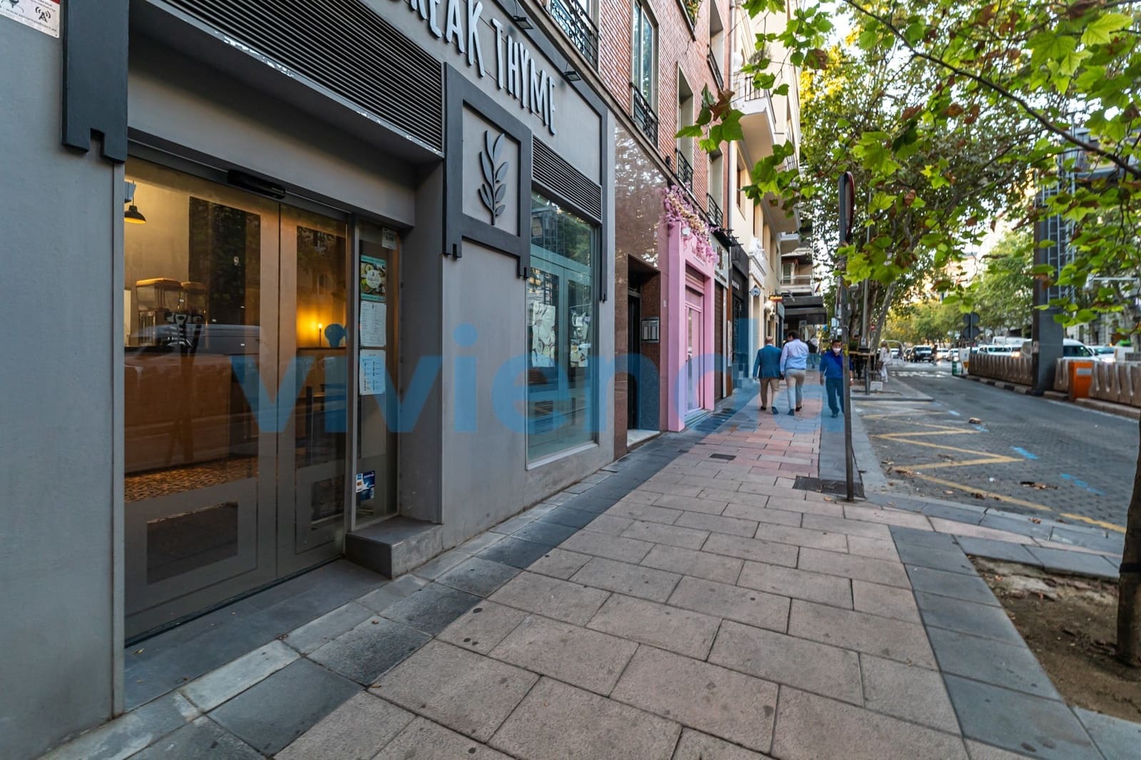 2 bedroom Business for rent in Madrid city - € 3,500 (Ref: 9920051)