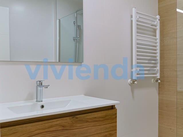 3 sovrum Lägenhet att hyra i Guindalera, Madrid stad - 3 150 € (Ref: 9920052)