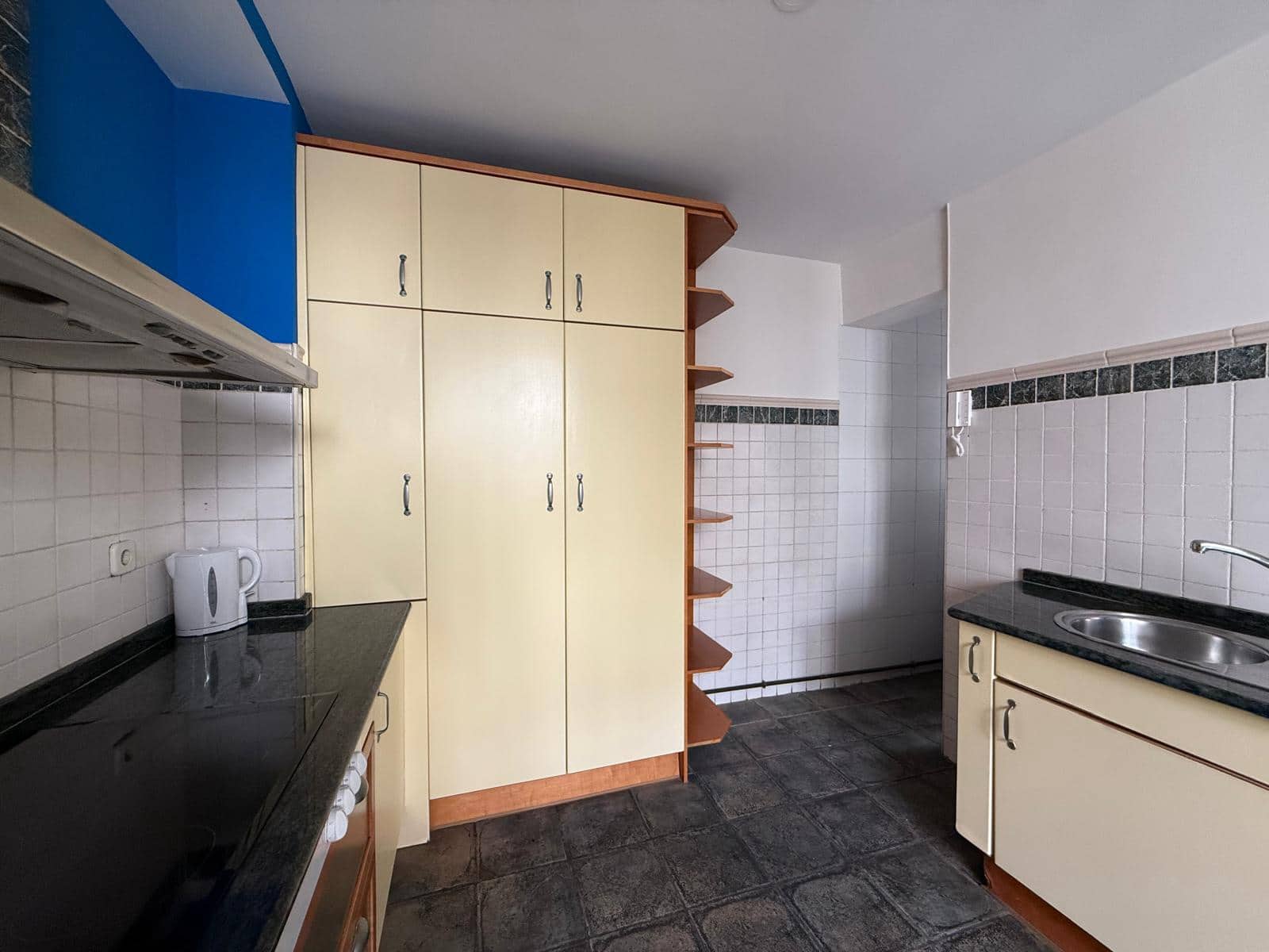 Appartement de 3 chambres à louer à Madrid ville - 2 400 € (Ref: 9921897)