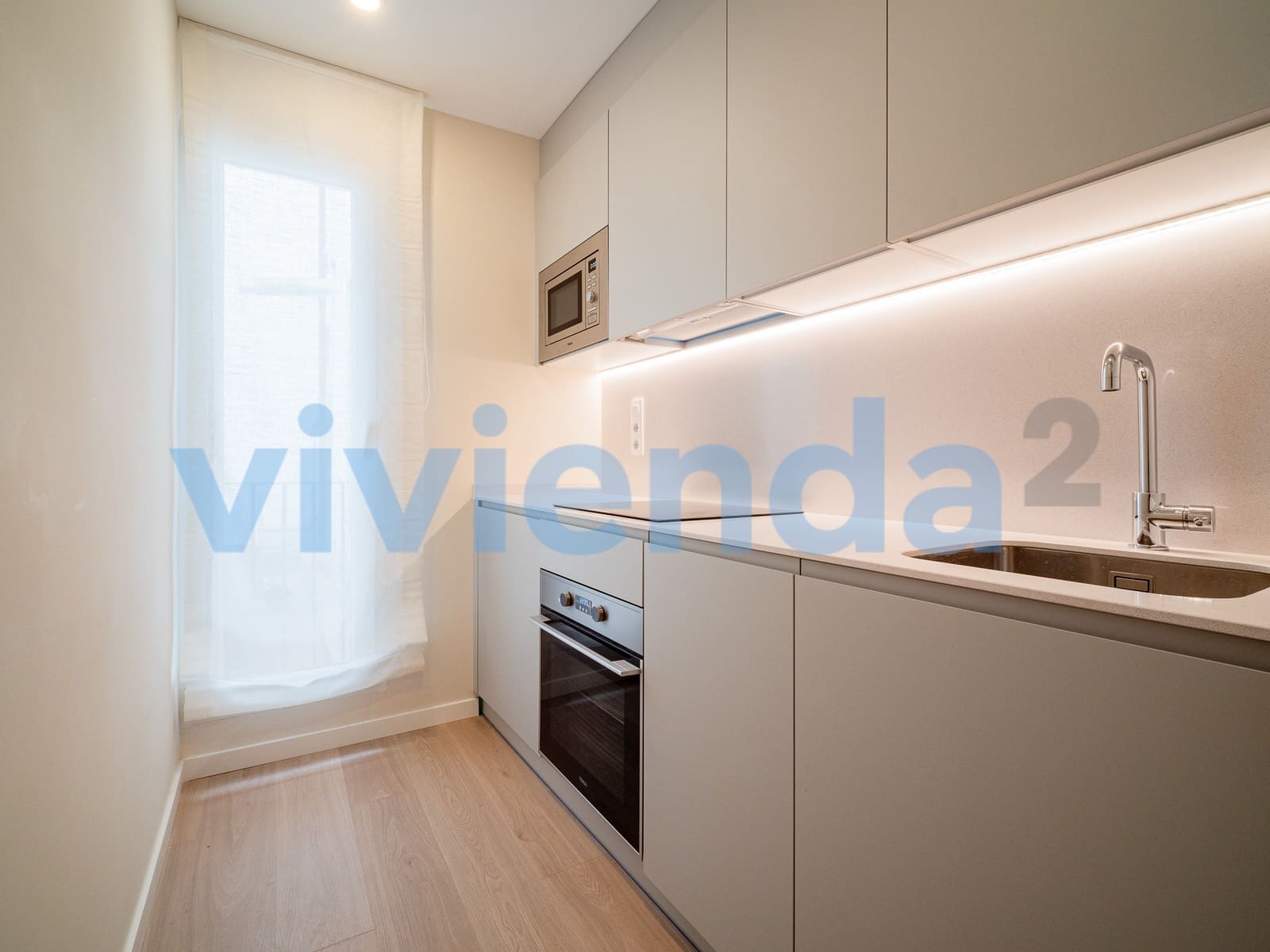 Appartement de 3 chambres à louer à Madrid ville - 2 195 € (Ref: 9921898)