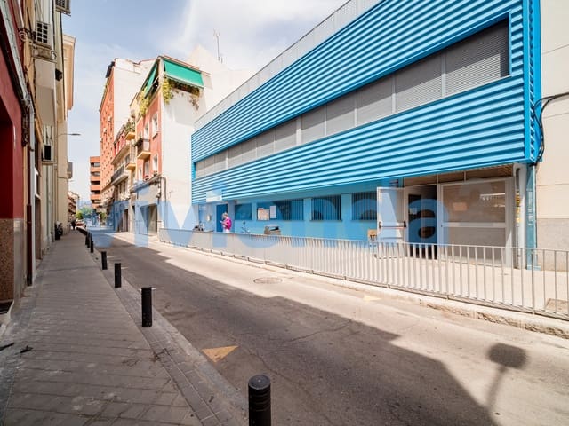 Appartement de 3 chambres à louer à Cuatro Caminos, Madrid ville - 2 195 € (Ref: 9921898)