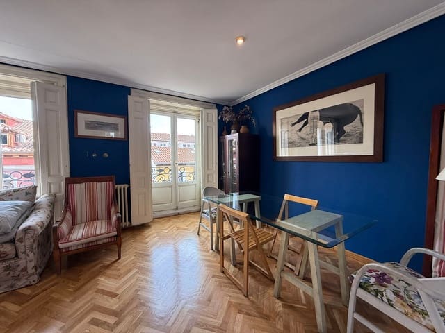Appartement de 1 chambre à louer à Embajadores, Madrid ville - 1 800 € (Ref: 9921899)
