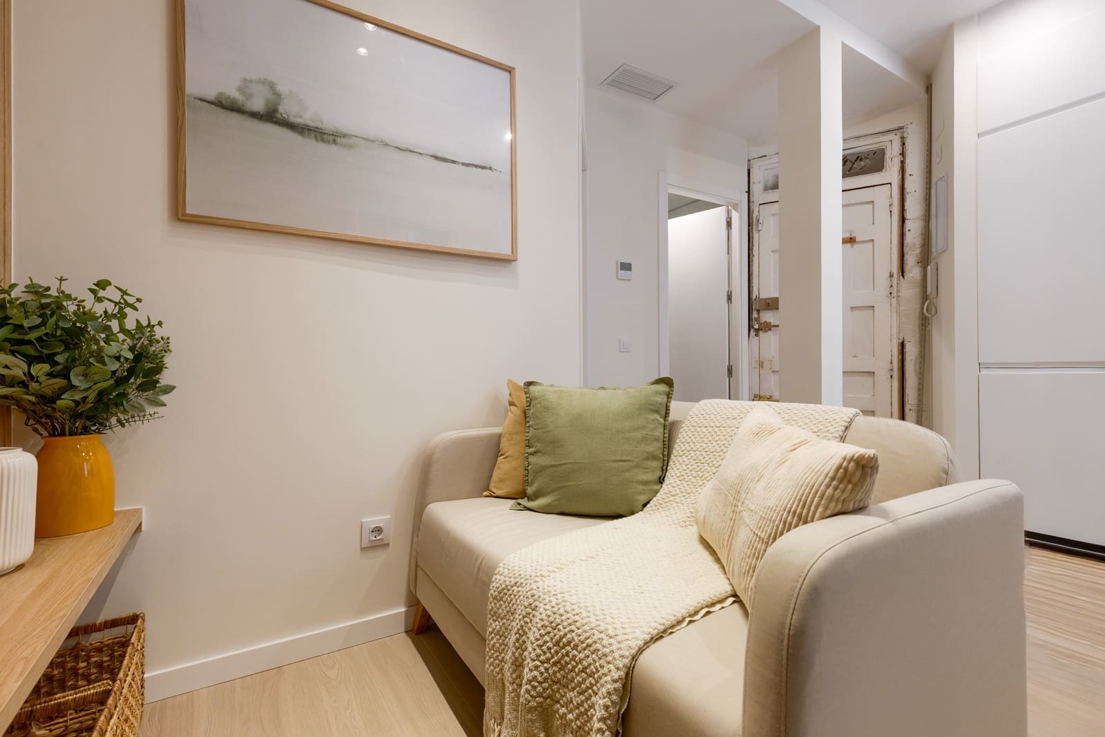 2 soverom Leilighet til leie i Madrid by - € 1 525 (Ref: 9921900)