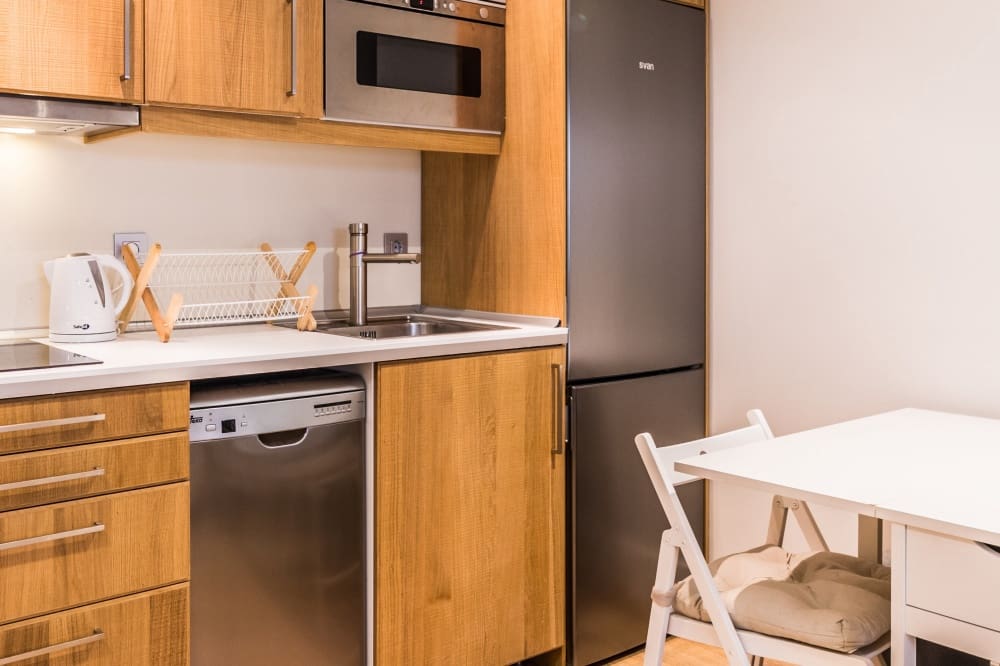 Appartement de 1 chambre à louer à Madrid ville - 1 300 € (Ref: 9921901)