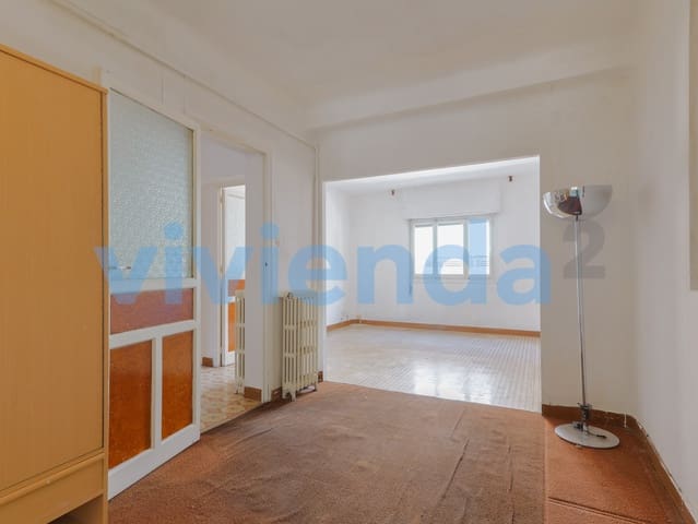 4 Zimmer Firma/Unternehmen zu verkaufen in Quintana, Madrid Stadt - 739.000 € (Ref: 9926978)