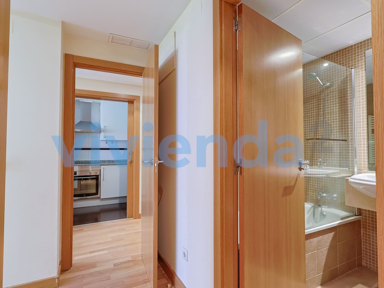 1 makuuhuone Asunto myytävänä paikassa Madrid kaupunki mukana uima-altaan 
autotalli - 352 000 € (Ref: 9926980)
