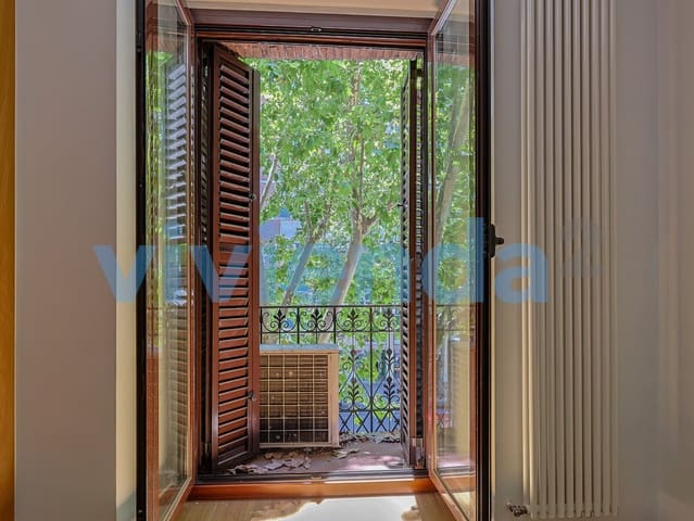 2 chambre Appartement à vendre à Pacífico, Madrid ville - 891 000 € (Ref: 9926982)