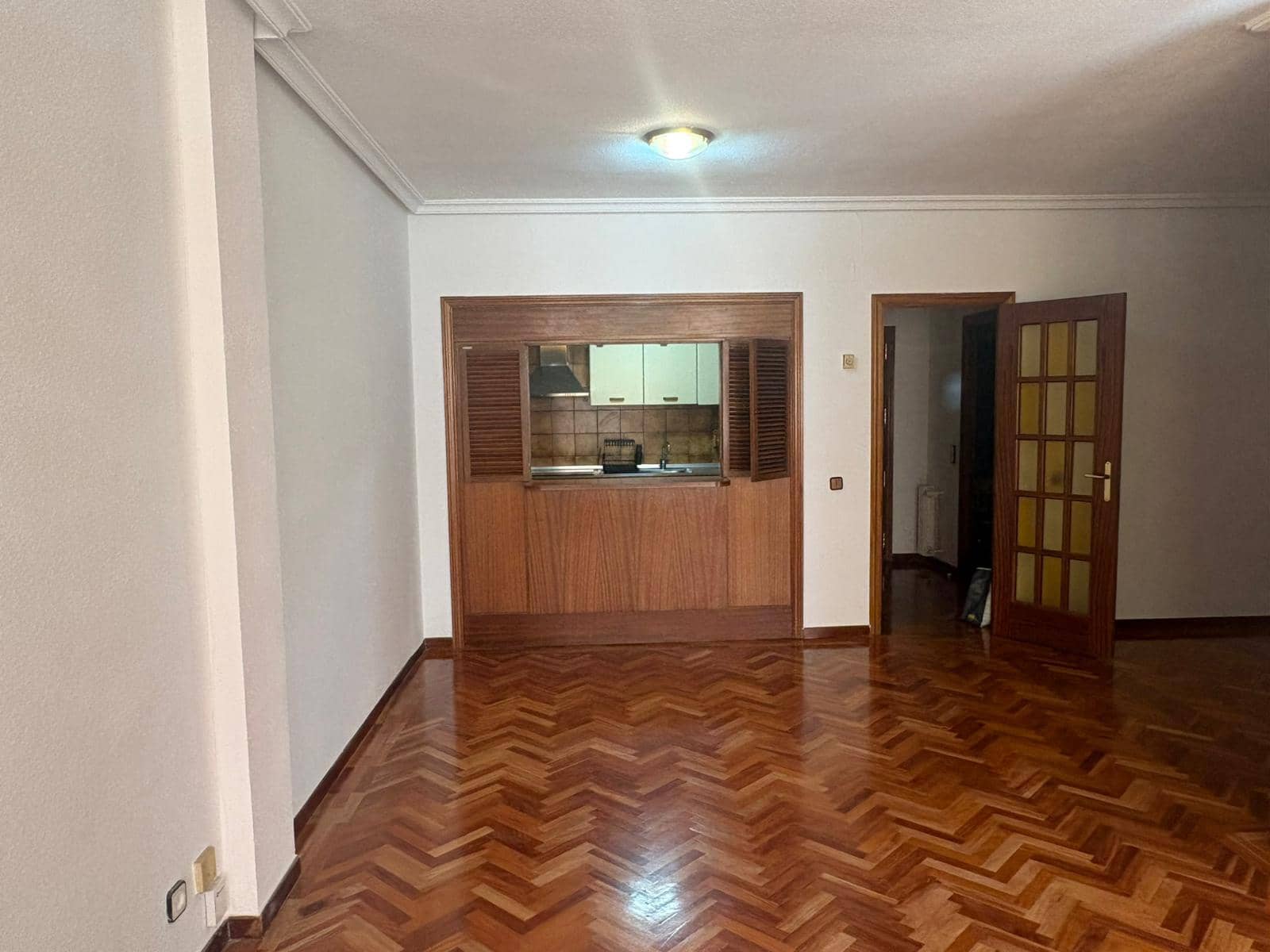1 bedroom Flat for rent in Madrid city - € 1,350 (Ref: 9926984)