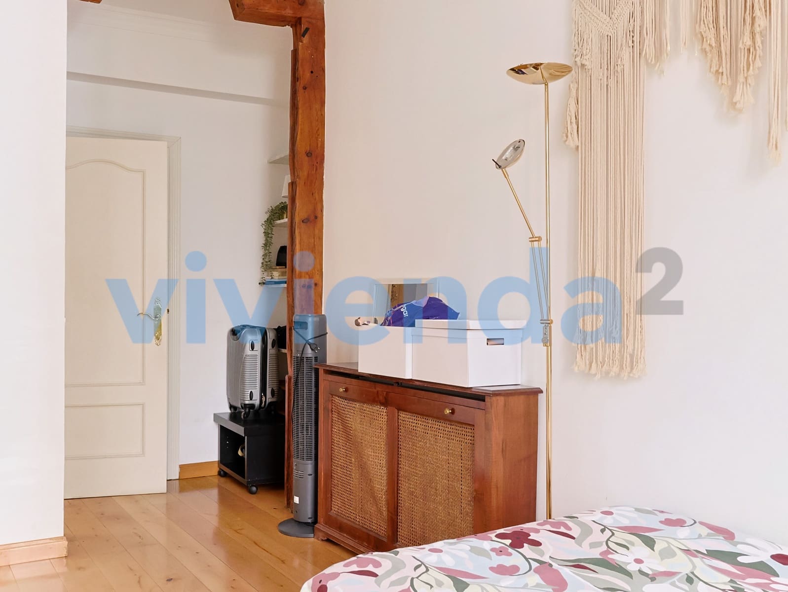 Piso de 2 habitaciones en Madrid ciudad en alquiler - 2.200 € (Ref: 9928956)