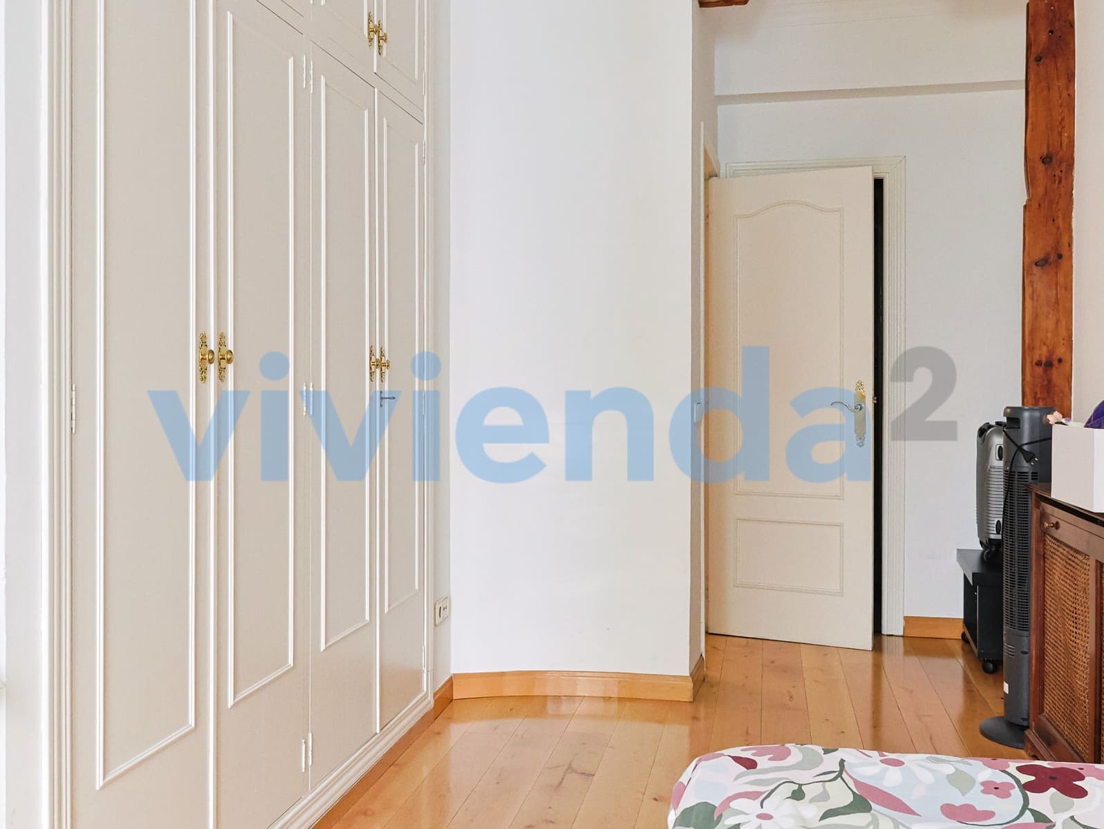 Piso de 2 habitaciones en Madrid ciudad en alquiler - 2.200 € (Ref: 9928956)