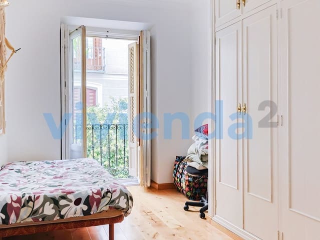 Piso de 2 habitaciones en Palacio, Madrid ciudad en alquiler - 2.200 € (Ref: 9928956)