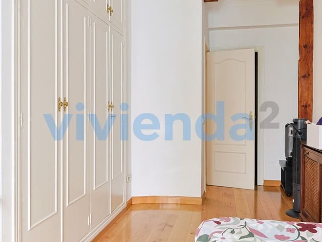 Piso de 2 habitaciones en Palacio, Madrid ciudad en alquiler - 2.200 € (Ref: 9928956)