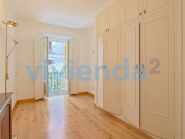 2 sypialnia Mieszkanie do wynajęcia w Palacio, Miasto Madryt - 2 000 € (Ref: 9928956)