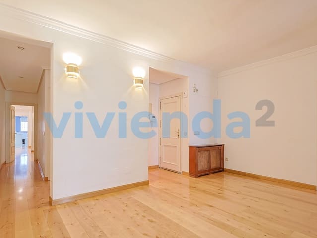 2 sypialnia Mieszkanie do wynajęcia w Palacio, Miasto Madryt - 2 000 € (Ref: 9928956)