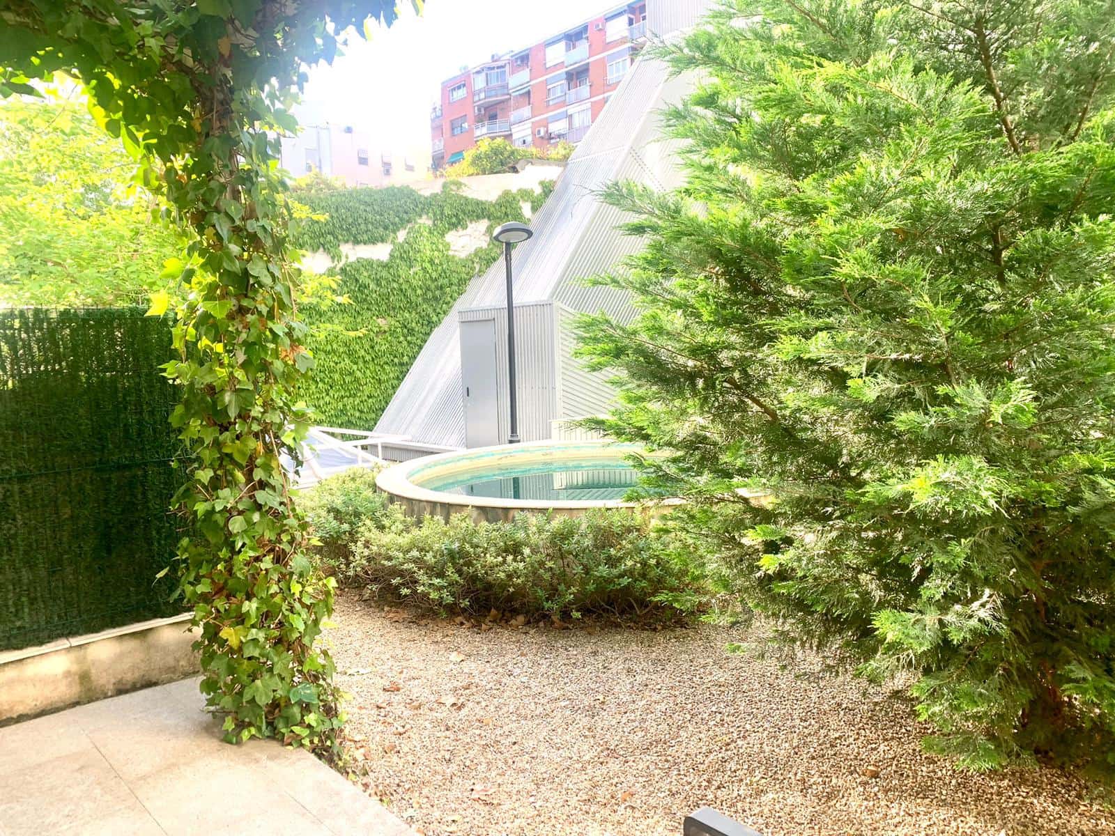 Piso de 1 habitación en Madrid ciudad en alquiler con garaje - 1.450 € (Ref: 9933701)
