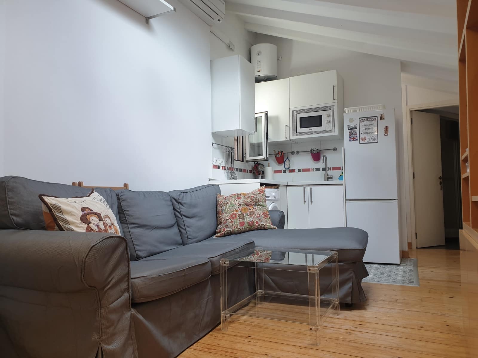 1 slaapkamer Flat te huur in Madrid stad - € 890 (Ref: 9933702)