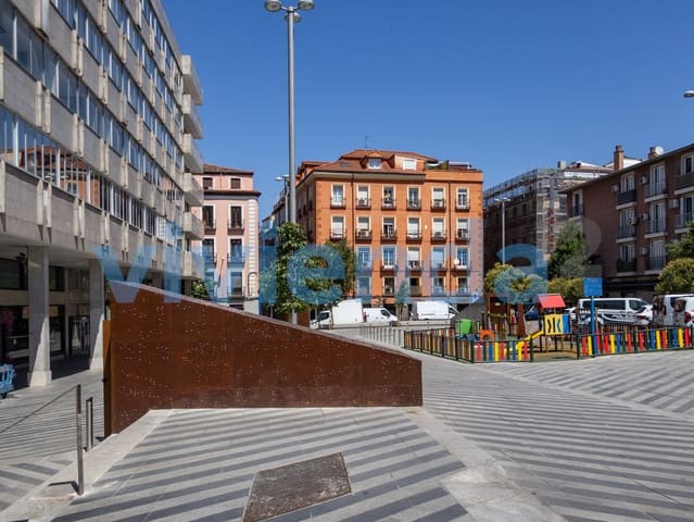 2 soveværelse Lejlighed til salg i Universidad, Madrid by - € 601.100 (Ref: 9936010)