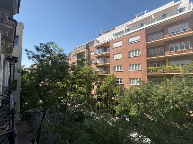 1 soverom Leilighet til leie i Argüelles, Madrid by - € 1 450 (Ref: 9936011)