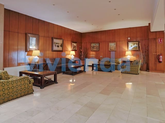1 slaapkamer Flat te koop in Castilla, Madrid stad met zwembad - € 686.000 (Ref: 9941856)