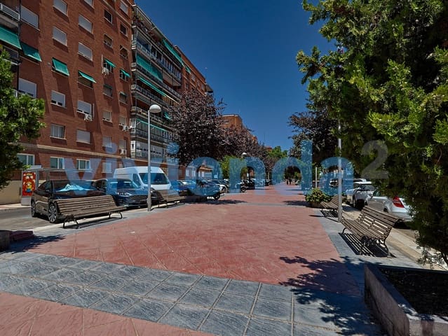 1 slaapkamer Flat te koop in Castilla, Madrid stad met zwembad - € 686.000 (Ref: 9941856)