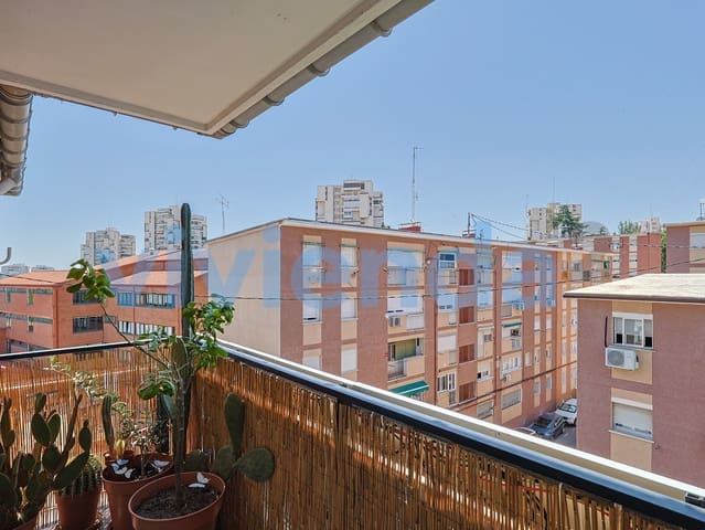 3 makuuhuone Asunto myytävänä paikassa Canillas, Madrid kaupunki - 403 000 € (Ref: 9943408)