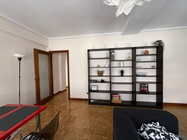 Piso de 3 habitaciones en Sol, Madrid ciudad en alquiler - 2.900 € (Ref: 9945334)