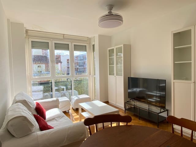 2 quarto Apartamento para arrendar em Valdeacederas, Madrid cidade com garagem - 1 300 € (Ref: 9945335)