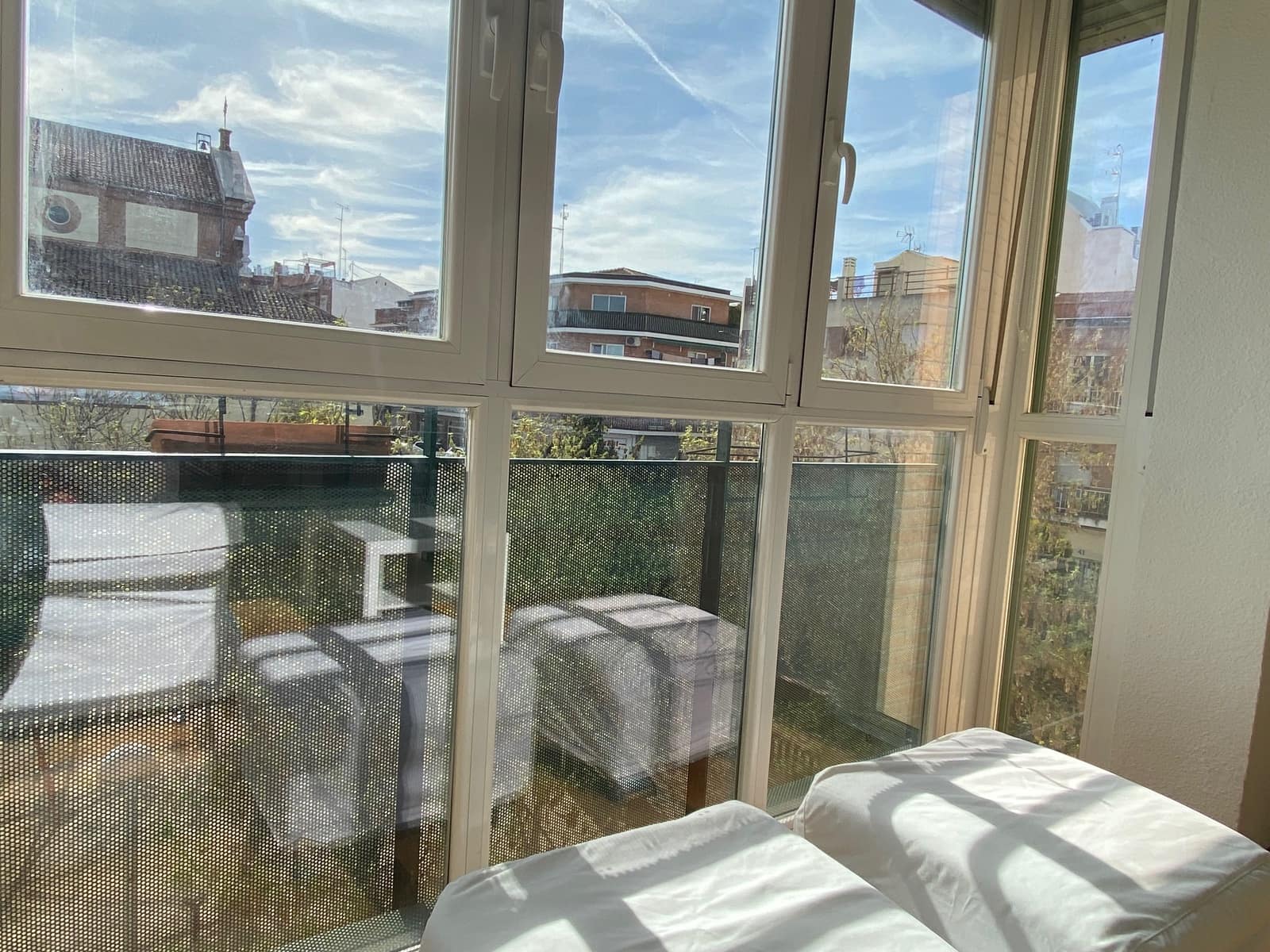 2 quarto Apartamento para arrendar em Madrid cidade com garagem - 1 300 € (Ref: 9945335)