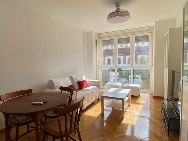 2 quarto Apartamento para arrendar em Valdeacederas, Madrid cidade com garagem - 1 300 € (Ref: 9945335)