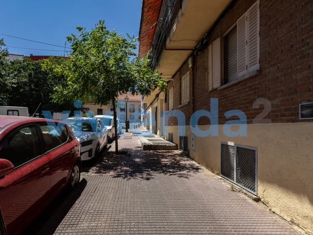 3 makuuhuone Asunto myytävänä paikassa Valverde, Madrid kaupunki - 331 000 € (Ref: 9952283)