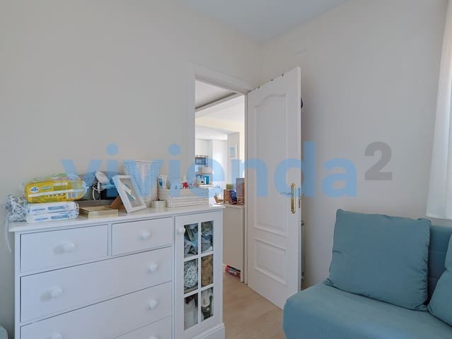 2 Zimmer Wohnung zu verkaufen in Nueva España, Madrid Stadt mit Pool Garage - 875.500 € (Ref: 9953852)