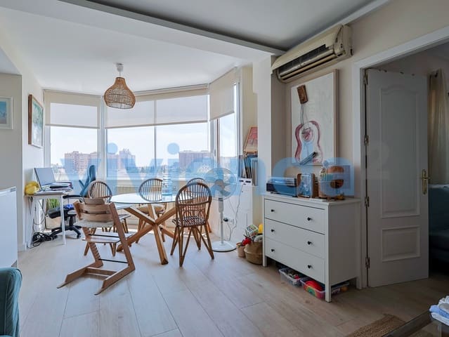 2 Zimmer Wohnung zu verkaufen in Nueva España, Madrid Stadt mit Pool Garage - 875.500 € (Ref: 9953852)